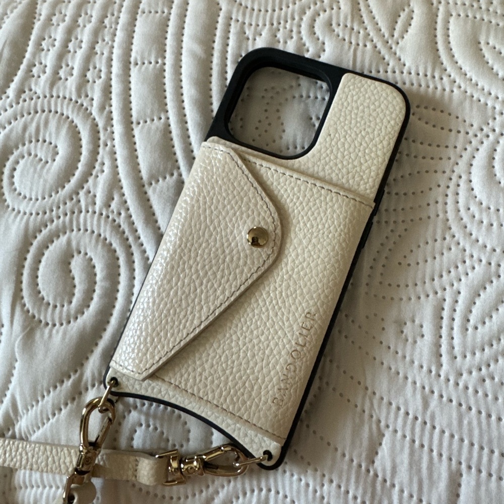 Donna Side Slot Crossbody Bandolier - Ivory/Gold
iPhone 13 Pro